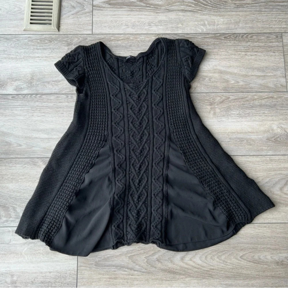 Chic Black V-Neck Knit Sweater - Picture 4 of 14